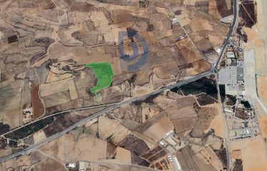 Ercan Havaalanına 1,5 Km Mesafede Proje Onaylı 50.630 m² Arsa