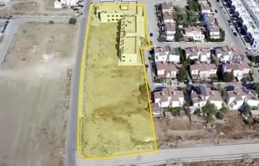 Gönyeli Merkezde 4000 m² Kapalı Alana Sahip Ticari Kullanım Alanı Çok Geniş Satılık Bina