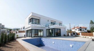 Bellapais’de Tam Müstakil Lüks Triplex Villa