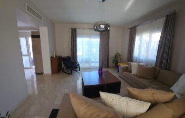 Yenikent ‘te Full Eşyalı Geniş Bahçeli Kiralık Lüks Villa