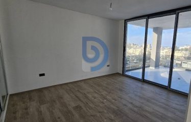 Girne Merkezde Teslime Hazır 3+1 Loft Daire