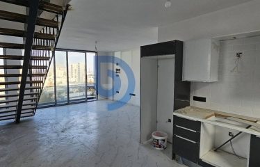 Girne Merkezde Teslime Hazır 3+1 Loft Daire