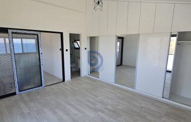Önü Kapanmaz deniz manzaralı 3+1 villa