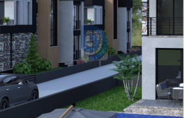 Çatalköy’de Deniz Tarafında Ultra Lüks Satılık Fırsat Villa