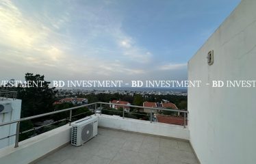 GİRNE MERKEZDE EŞYALI KİRALIK TRİPLEKS VİLLA