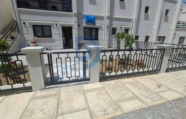 Korıneum Yakınında 3+1 Zemin Kat Satılık Daire