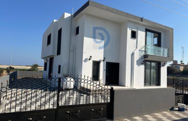Yeniboğaziçi’nde Denize 600 Metre Mesafede Tam Müstakil Villa
