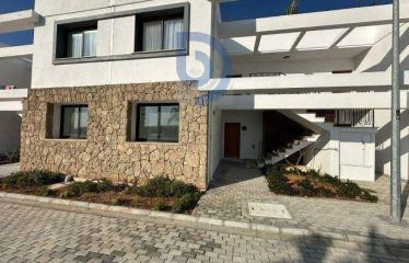 Yeni Erenköy’ün En Prestijli Sitesinde Taşınmaya Hazır 2 Adet Fırsat Daire