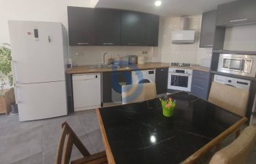Girne Merkezinde Tüm Vergiler Ödenmiş, Full Eşyalık Lüks Daire