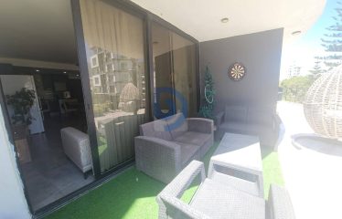 Girne Merkezinde Tüm Vergiler Ödenmiş, Full Eşyalık Lüks Daire