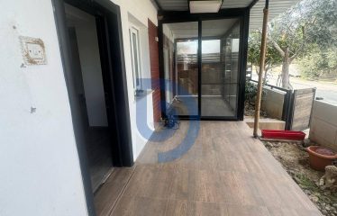 Yenikent Bölgesinde Tamamen Yenilenmiş Satılık İkiz Villa