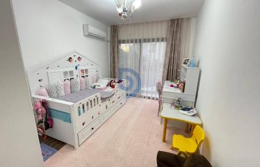 Girne Merkezde Pamfilya Sitesinde 3+1 Lüks Daire