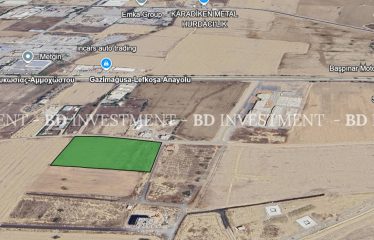 Lefkoşa/Mağusa Anayola 200 Metre Mesafede Çok Amaçlı Kullanabileceğiniz Bir Arazi