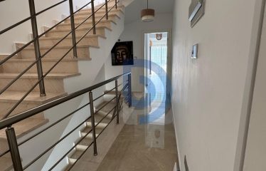 Girne Zeytinlikte Kaçırılmayacak Fırsat 3+1 İkiz Villa