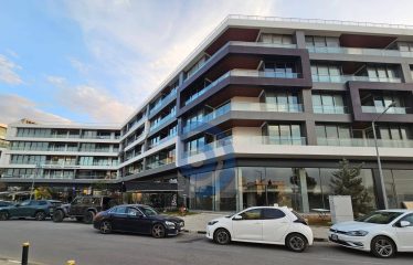 Lefkoşa’nın En Prestijli Sitesinde Satılık Dükkan