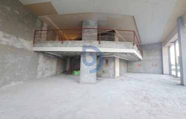 Lefkoşa’nın En Prestijli Sitesinde Satılık Dükkan