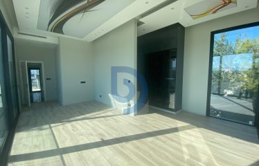 Çatalköy Denize Sıfır Lüks Villa