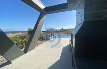 Çatalköy Denize Sıfır Lüks Villa