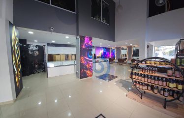 Göçmenköy’de Ana Cadde Cepheli Dükkan/İşyeri/Ofis