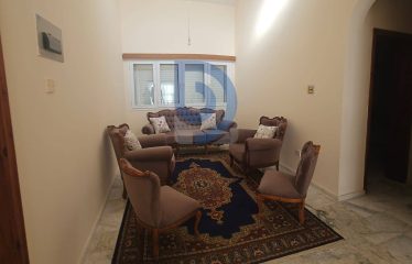 Edremit’de Geniş Arazi İçinde Dağ ve Deniz Manzaralı Villa