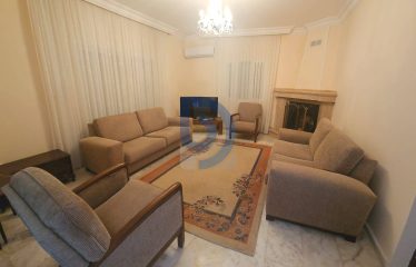 Edremit’de Geniş Arazi İçinde Dağ ve Deniz Manzaralı Villa