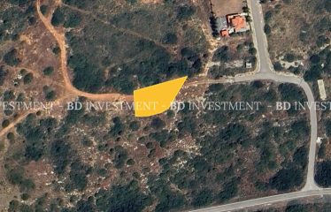 Sadrazamköy’de Denize 550 Metre Mesafede Önü Kapanmaz Muhteşem Lokasyon- 771 m² Arsa