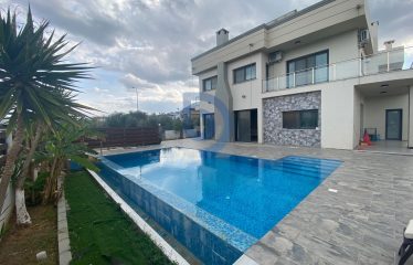 Çatalköy Ultra Lüks Havuzlu Villa