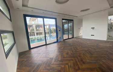 Çatalköy Denize Yürüme Mesafesi Satılık Villa