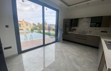 Çatalköy Denize Yürüme Mesafesi Satılık Villa