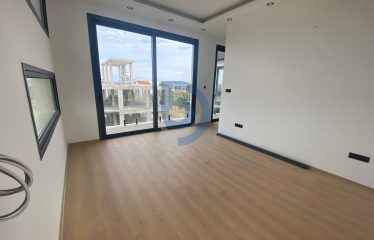 Çatalköy Denize Yürüme Mesafesi Satılık Villa