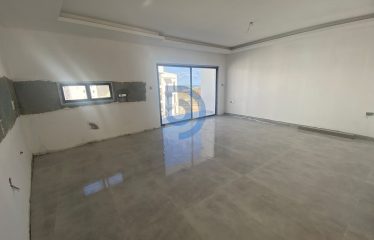 Girne Lapta Fırsat Fiyatlı Satılık Penthouse ve Ara Kat Daireler