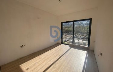 Girne Lapta Fırsat Fiyatlı Satılık Penthouse ve Ara Kat Daireler