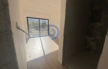 Girne Lapta Fırsat Fiyatlı Satılık Penthouse ve Ara Kat Daireler