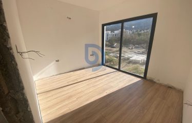 Girne Lapta Fırsat Fiyatlı Satılık Penthouse ve Ara Kat Daireler