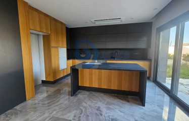 Girne Edremit Satılık Ultra Lüks Villa