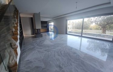 Girne Edremit Satılık Ultra Lüks Villa