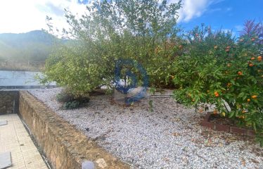 Lapta Satılık Özel Havuzlu Villa