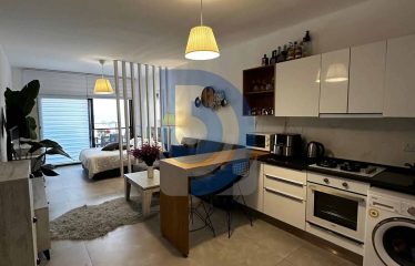 Mağusa İskelede Harika Havuzlu Sitede Satılık Daire