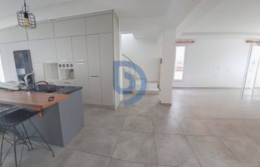 Yenikent Merkezinde 4+1 Tam Müstakil Villa