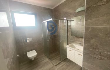 Alsancak Satılık 3+1 Zemin Kat Bahçeli Daire