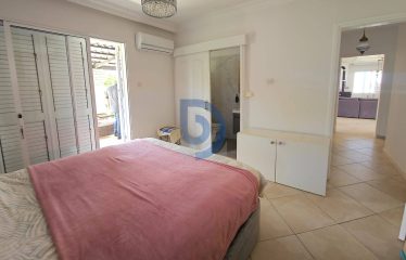 Yeşiltepe’de Acil Satılık 1804 m² Bahçe İçinde 3+1 Villa