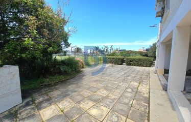 Yeşiltepe’de Acil Satılık 1804 m² Bahçe İçinde 3+1 Villa