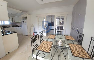 Yeşiltepe’de Acil Satılık 1804 m² Bahçe İçinde 3+1 Villa