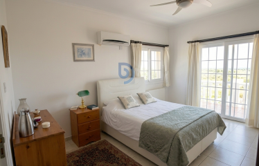 Girne Lapta Satılık Özel Havuzlu 4+1 Villa