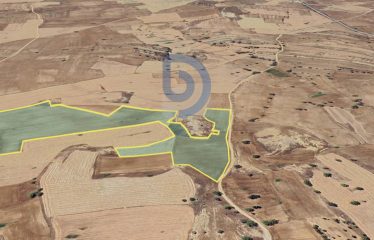 Geçitkale’de Büyük Arazi Arayanlar İçin Fırsat 72.334 m²