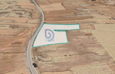 Geçitkale Anayola Sıfır Konumda Fırsat 15.879 m² Arazi