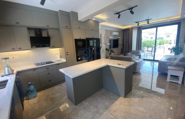 Girne Esentepe Satılık 3+1 Full Yenilenmiş Zemin Kat Daire