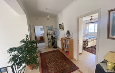 Girne Lapta Satılık Özel Havuzlu 4+1 Villa