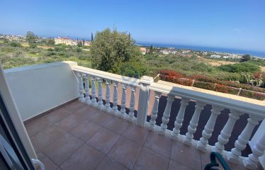 Girne Lapta Satılık Özel Havuzlu 4+1 Villa