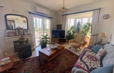 Girne Lapta Satılık Özel Havuzlu 4+1 Villa